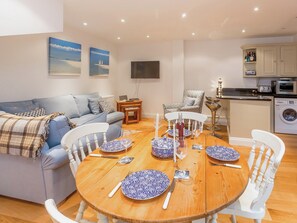 Interior - 3 bedroom accommodation in Aldeburgh, near Saxmundham (Aldeburgh, near Saxmundham)
