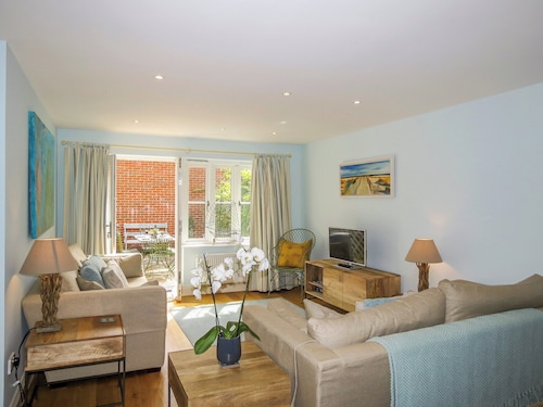 4 bedroom accommodation in Aldeburgh, near Saxmundham