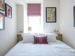 1 bedroom, free WiFi - Fabulous luxurious bolthole in the centre of Inverness. (Inverness)