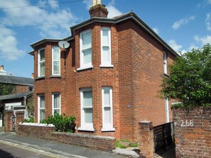 Exterior - 2 bedroom accommodation in Ryde (Ryde)
