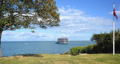 4 bedroom accommodation in Bembridge