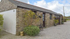 Unclassified image, 2 of 10, button - 1 bedroom accommodation in Pelynt, near Looe (Pelynt, near Looe)