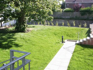 Property grounds - Highlands Apartment 2 - UKC2900 (Shanklin)