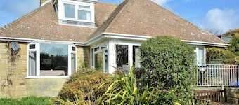 3 bedroom accommodation in Limerstone, near Brightstone