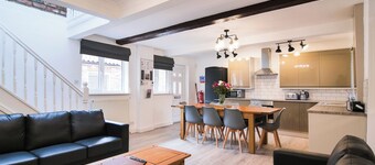 2 bedroom accommodation in Murton, near York