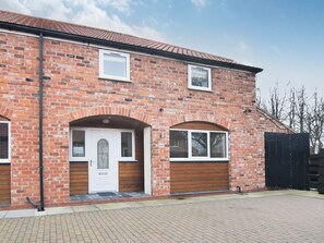 Exterior - 3 bedroom accommodation in Murton, near York (Murton, near York)