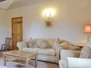 TV - The Onibury - UKC3231 (Onibury, near Ludlow)
