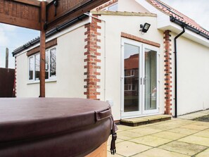 Terrace/patio - 2 bedroom accommodation in Murton, near York (Murton, near York)