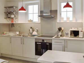 Private kitchen - Trinity Mews Apartment 22-UKC3309 (Torquay)