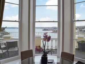 Interior - This ground floor apartment is close to Torquay’s harbour, as well as Paignton. (Torquay)