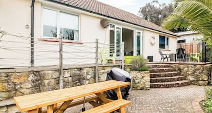 3 bedroom accommodation in Ventnor