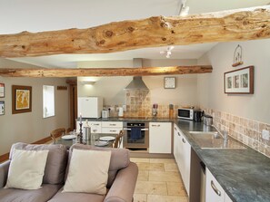 Dishwasher, high chair - The Old Feedhouse - UKC3679 (Tattersett, near Fakenham)