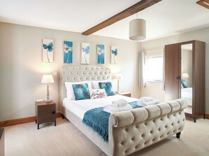 4 bedrooms, free WiFi - The Stables - UKC3684 (Tattersett, near Fakenham)