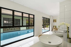 Interior - Belle Escapes Sandcastles (Palm Cove)