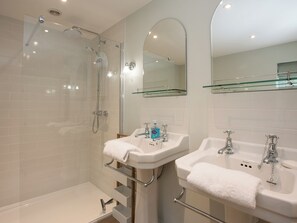 Towels - 3 bedroom accommodation in Worstead, near North Walsham (Worstead, near North Walsham)