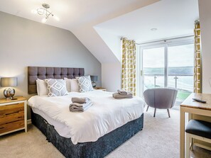 5 bedrooms, free WiFi