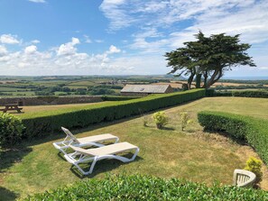 Property grounds - 1 bedroom accommodation in Marhamchurch, near Bude (Marhamchurch, near Bude)
