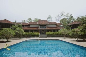 Outdoor pool - WHISPERING WATERS (Kunnathunad)