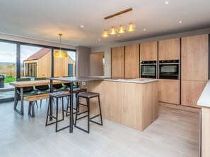 Dishwasher, high chair - The Sycamores - UKC4616 (Dunholme, near Lincoln)
