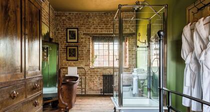 The Scullery - UKC4630