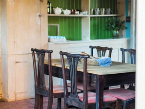 Dining - The Scullery - UKC4630 (Wimborne St Giles)