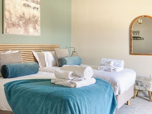 3 bedrooms, free WiFi - Blue Iris Cottage - UKC4645 (Dunholme, near Lincoln)