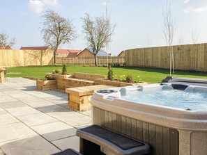 Terrace/patio - Blue Iris Cottage - UKC4645 (Dunholme, near Lincoln)
