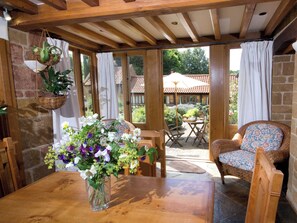 Interior - Chestnut Cottage - UKC4654 (Swerford, near Chipping Norton)