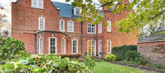 2 bedroom accommodation in Newcastle Upon Tyne