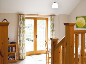 Interior - The Old Dairy - UKC4698 (Kenilworth)