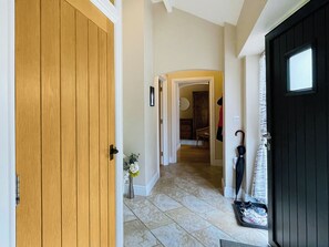 Interior - The Coach House - UKC4700 (Kenilworth)