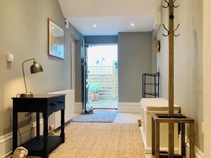 Interior - Garden Flat - UKC4715 (Charmouth, near Bridport)