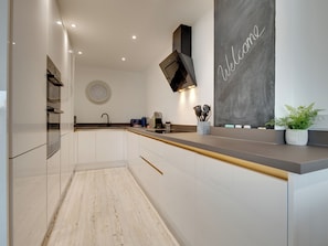 Private kitchen - 4 bedroom accommodation in Gateshead (Gateshead)