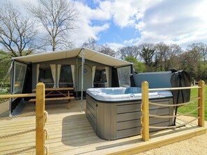 Terrace/patio - 2 bedroom accommodation in Nantmel, Rhayader (Nantmel, Rhayader)