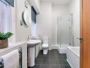 Towels - Lord Grey Apartments (Newcastle Upon Tyne)