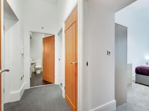 Interior - Lord Grey Apartments (Newcastle Upon Tyne)