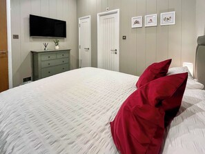 Free WiFi - 1 bedroom accommodation in Crieff (Crieff)