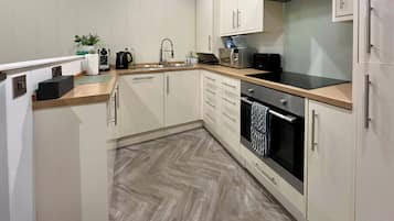 Dishwasher, high chair