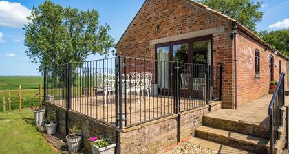The Stables - UKC8848