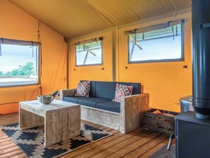 Living area - Woodpecker - Safari Tent - UKC8978 (Sherfield English)