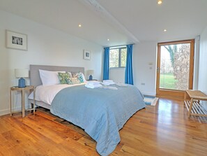 2 bedrooms, free WiFi - The Cart Shed - UKC8980 (Romsey)