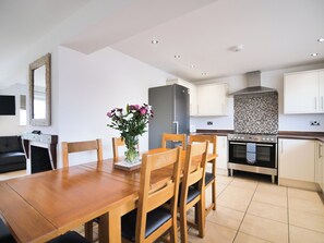 Dining - 3 bedroom accommodation in Murton, near York (Murton, near York)