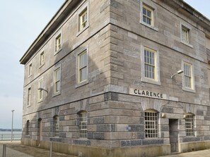Exterior - 2 bedroom accommodation in Plymouth (Plymouth)