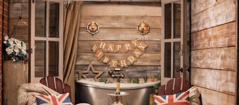 2 bedroom accommodation in Wrenbury, near Nantwich