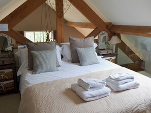 2 bedrooms, free WiFi - 2 bedroom accommodation in Wrenbury, near Nantwich (Wrenbury, near Nantwich)