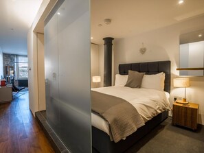 1 bedroom - 1 bedroom accommodation in Plymouth (Plymouth)