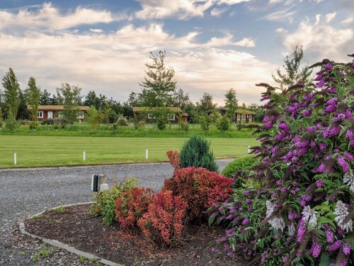 Pheasant Lodge-W43009