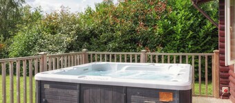 Partridge Lodge-W43008