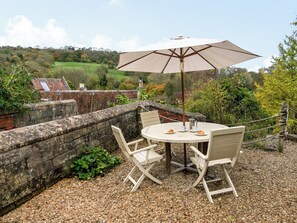 Outdoor dining - Tucking Mill View - UKC4467 (Bath)