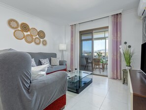 TV - Sunstay Adriana Flat II Fuengirola (Fuengirola)